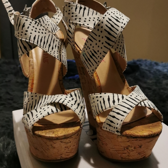 wedge heels 5" - Picture 2 of 3